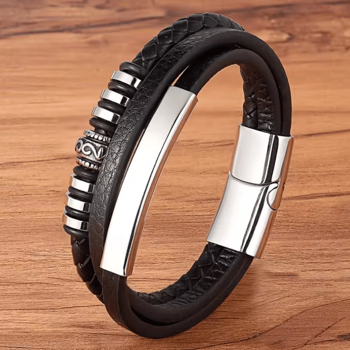 pulseira-masculina-de-couro-preta-milano-para-uso-diário-com-estilo