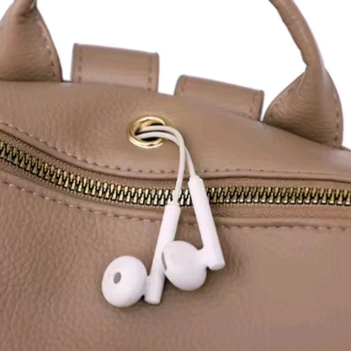 Bolsa-Mochila-Feminina-de-Couro-Vittoria-Bolsa-Mochila-Feminina-bolsa-mochila-de-couro-feminina

