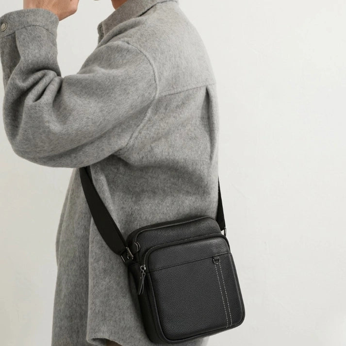 bolsa transversal masculina 
bolsa de couro masculina 
bolsa de couro masculina transversal 

