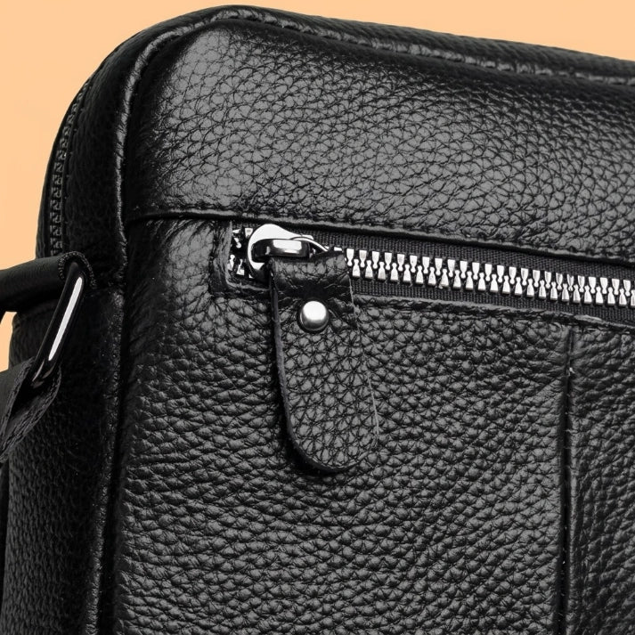 bolsa transversal masculina 
bolsa de couro masculina 
bolsa de couro masculina transversal 

