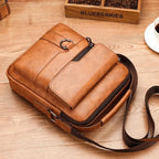 bolsa-de-couro-masculina-transversal-com-organização-interna-prática

