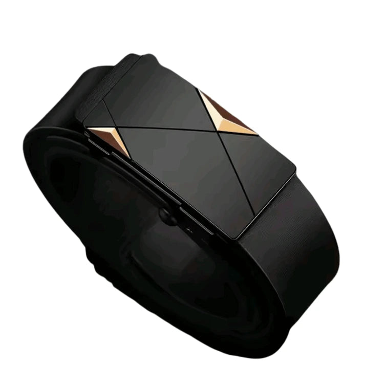 cinto-masculino-preto-de-couro-com-fivela-com-detalhe-dourado-genuino-massimo-com-fivela-automatica