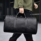 mala-de-viagem-texturizada-em-couro-com-design-exclusivo