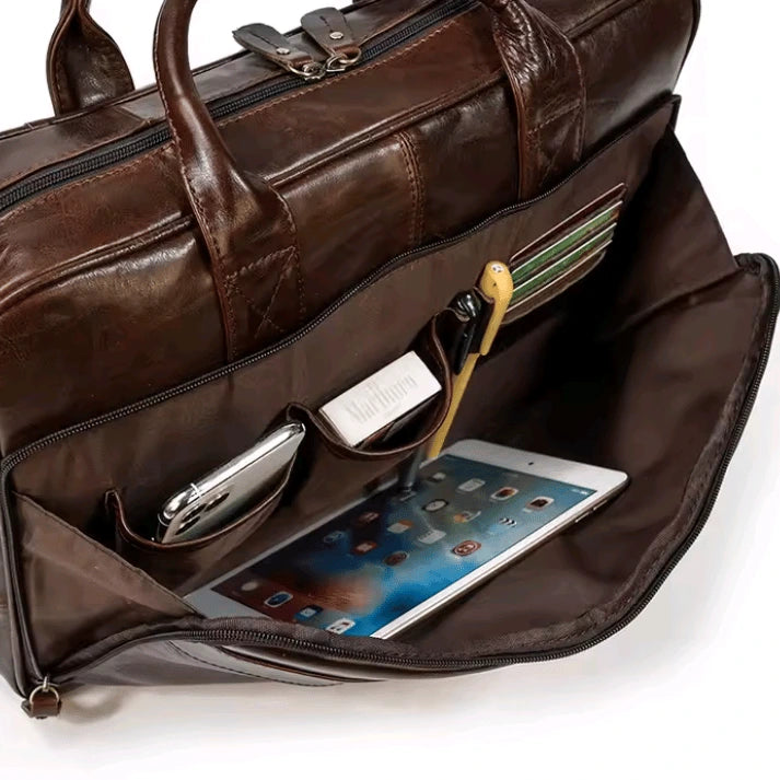 maleta-de-couro-para-notebook-em-estilo-executivo-e-acabamento-fino