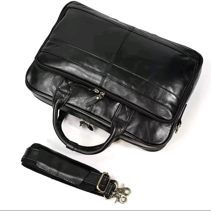 maleta-de-couro-para-notebook-com-estilo-clássico-e-fino-acabamento
