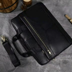 maleta-de-couro-executiva-crossbody-com-estilo-discreto-e-contemporâneo