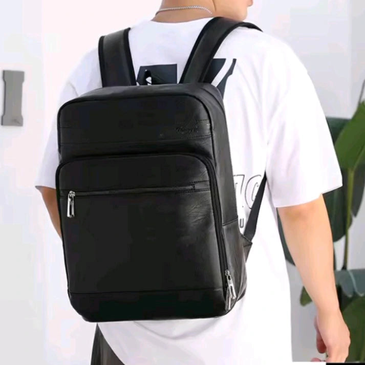 Mochila de Couro “Massimo” Europa