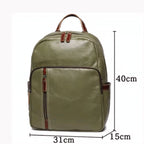 mochila-preta-vintage-de-couro-genuino-com-fecho-discreto