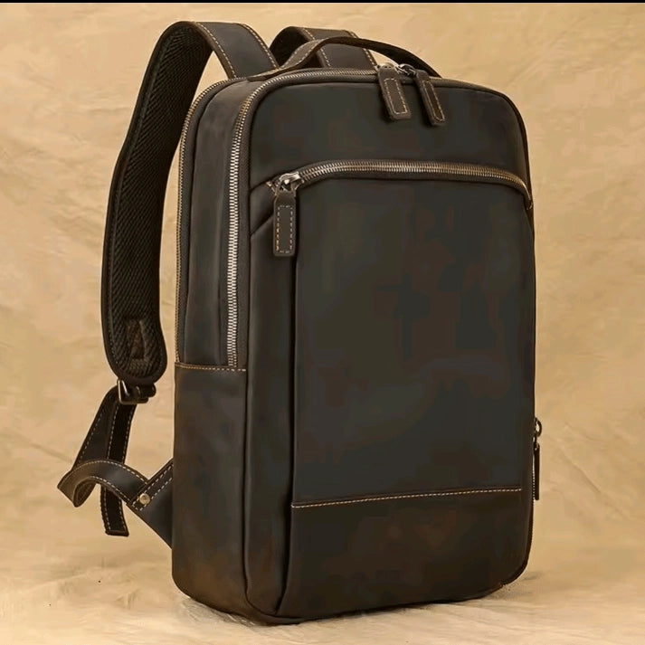 mochila-masculina-couro-massimo-com-espaco-para-notebook-e-bolso-seguro