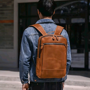 mochila-de-couro-para-notebook-com-revestimento-reforcado-e-alca-ergonomica