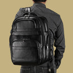 mochila-de-couro-para-laptop-grande-com-usb-e-organizacao-interna