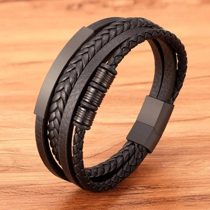 pulseira-de-couro-masculina-em-estilo-minimalista-e-toque-masculino