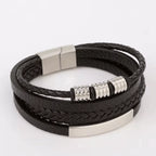 pulseira-de-couro-masculina-para-looks-sociais-e-casuais